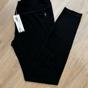 Smartwool women’s all season merino wool Black Leggings base layer